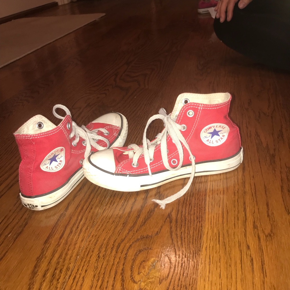 Converse - Picture 2 of 2